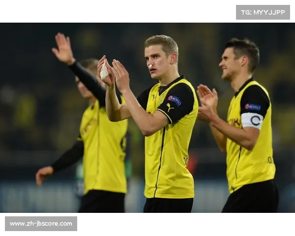 罗伊斯点球破门，多特蒙德逆转哥本哈根获胜